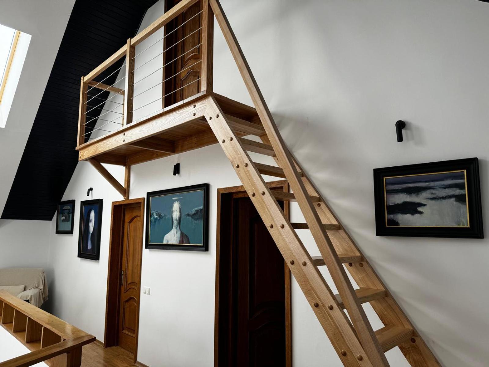Evie'S Tree House Villa Dragomirna Dış mekan fotoğraf